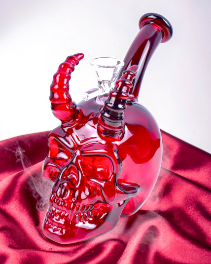 Inferno Horn Skull Bong