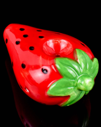 Strawberry Ceramic Hand Pipe