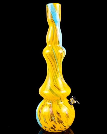 Elegant Flower Vase Round Bottom Bong