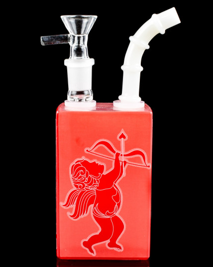 Cupid’s Kiss Juice Box Bong