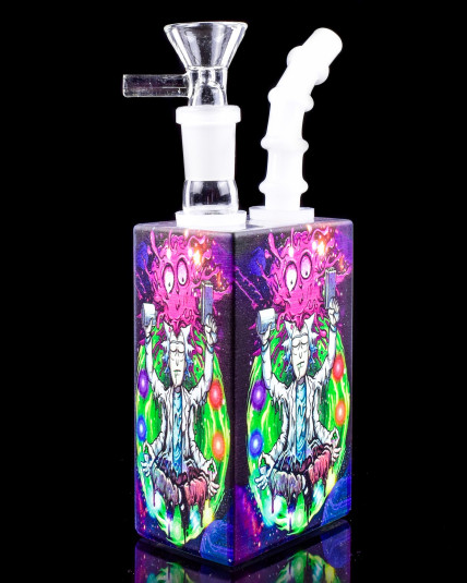 Infinite Realms - Rick and Morty Juice Box Bong