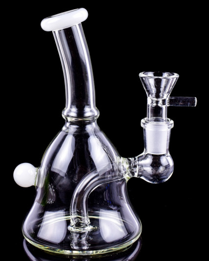 Cute UFO Alien Ship Mini Bong