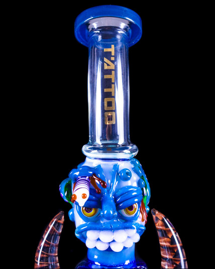 Twin Horned Skull Bong - 10" Showerhead Rig - Tattoo Glass