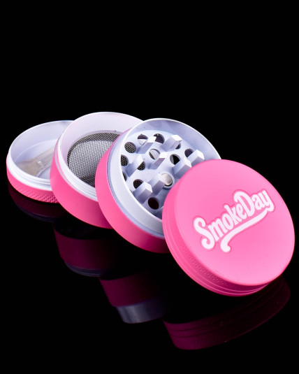 Majin Buu Dream Pink Grinder – 40mm 4-Part Zinc Alloy by SmokeDay