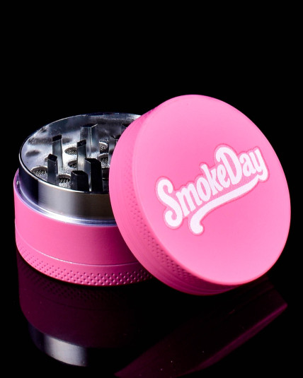 Majin Buu Dream Pink Grinder – 40mm 3-Part Zinc Alloy by SmokeDay