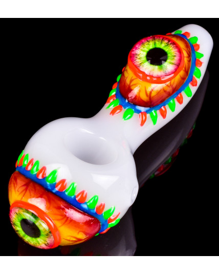 Monster Eye - Glow In The Dark Eye Hand Pipe