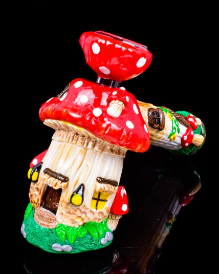 Mushroom Little Home Hammer Bubbler