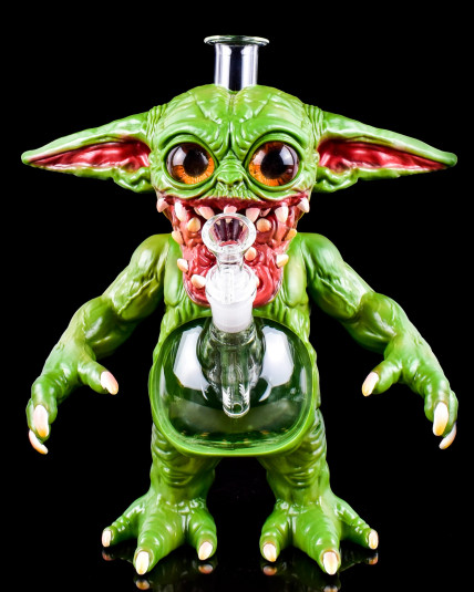 Zombie Yoda Silicone Bong